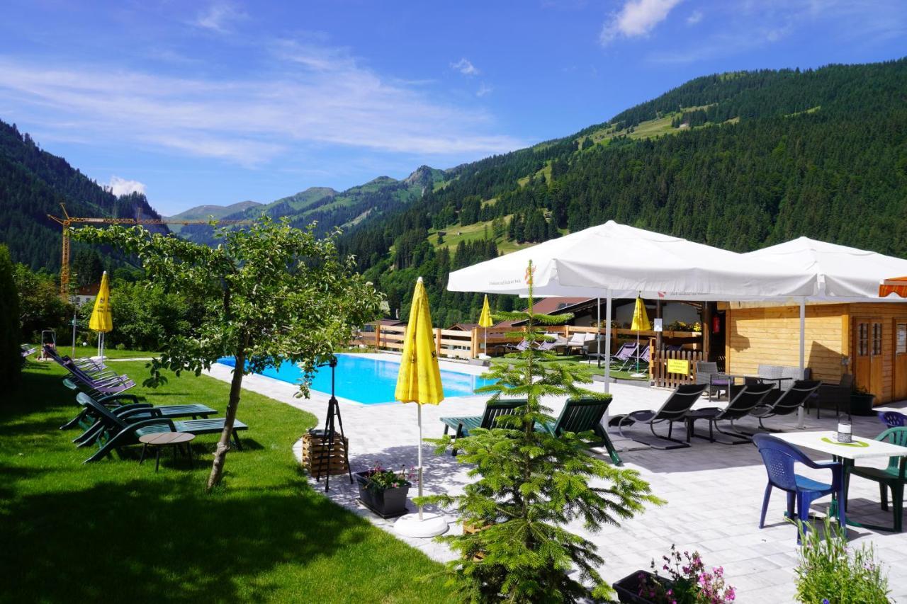 Hotel Aschauer Hof Z'Fritzn เคิร์ชแบร์ก อิน ทิโรล ภายนอก รูปภาพ